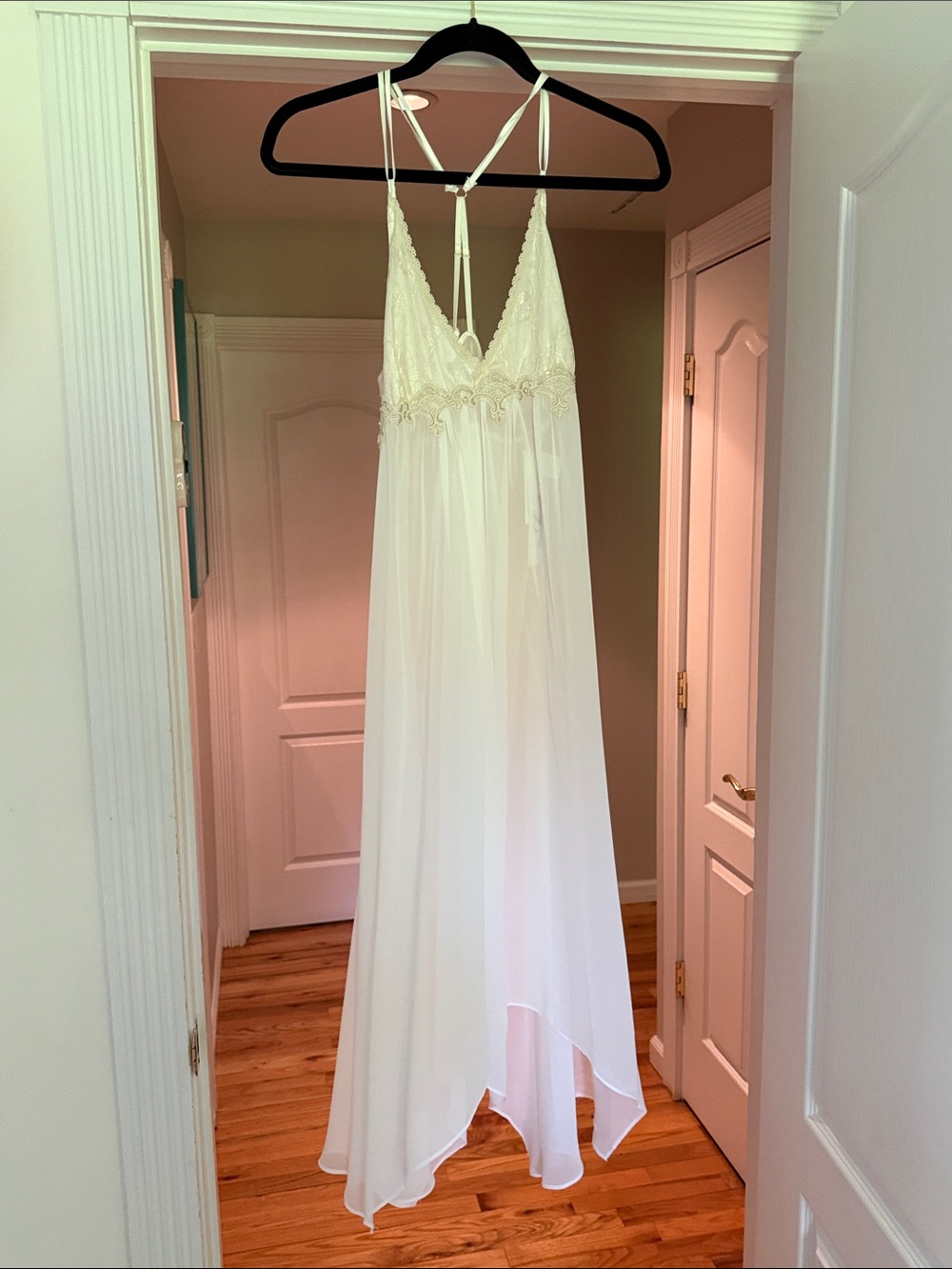 Linea Donatella Ivory Lace-Trim High-Low Nightgown
